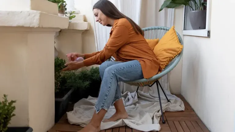 How to Monitor Crawl Space Humidity Levels at Home Without Professional Equipment?