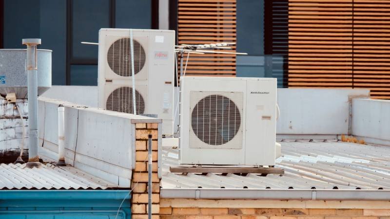 What a Realistic HVAC Quote Looks Like and 5 Red Flags in a Bad One